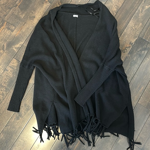 Pimkie poncho size small - Picture 1 of 1